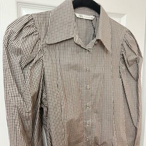 Zara Puff shoulder button down size S